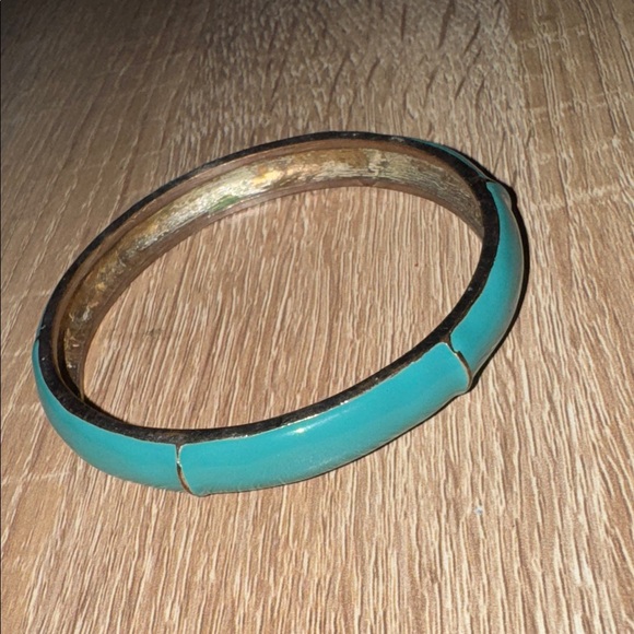 Elegant Turquoise enamel brass Bangle Bracelet - Picture 1 of 1
